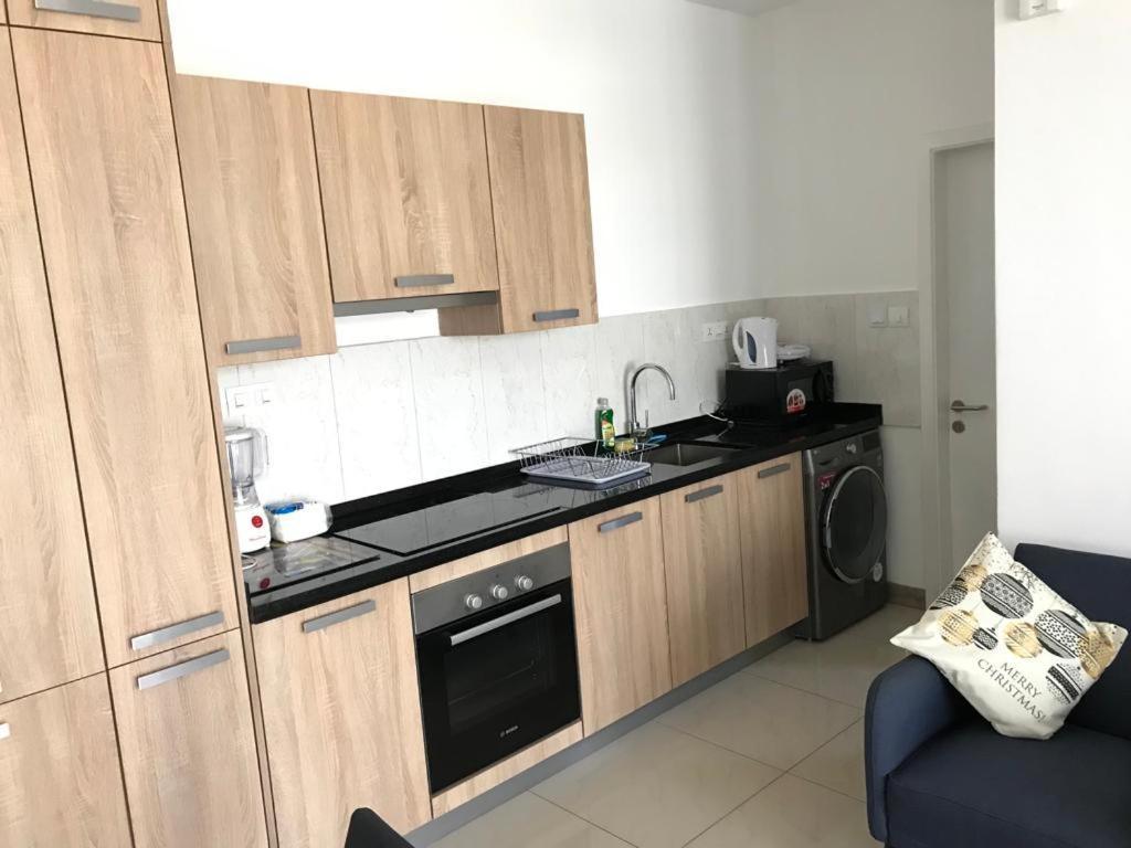Premier Executive Apartment - The Ivy, East Legon 阿克拉 外观 照片